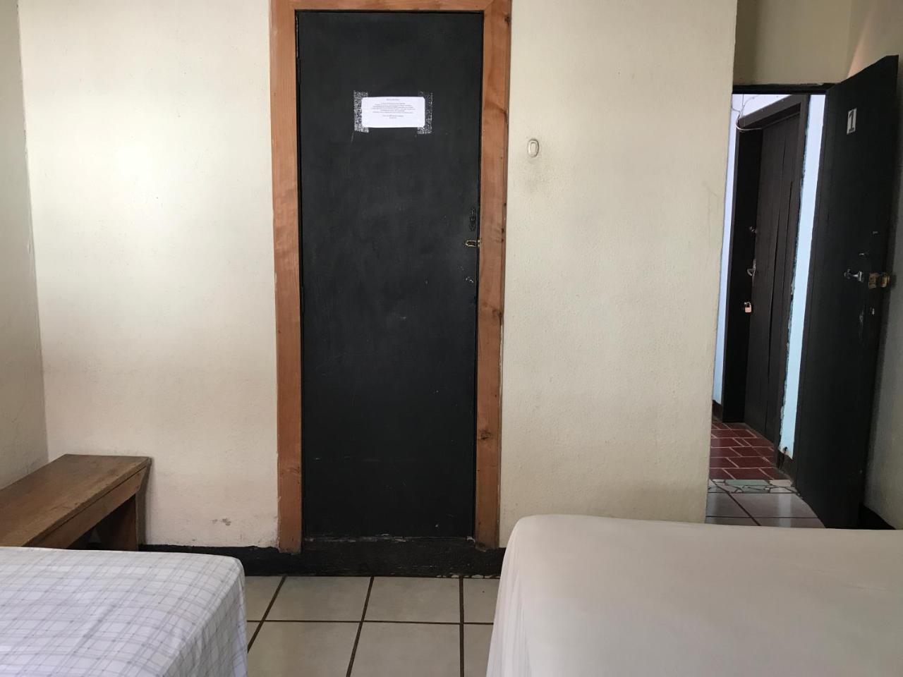 Hotel El Pasaje アンティグア・グアテマラ エクステリア 写真